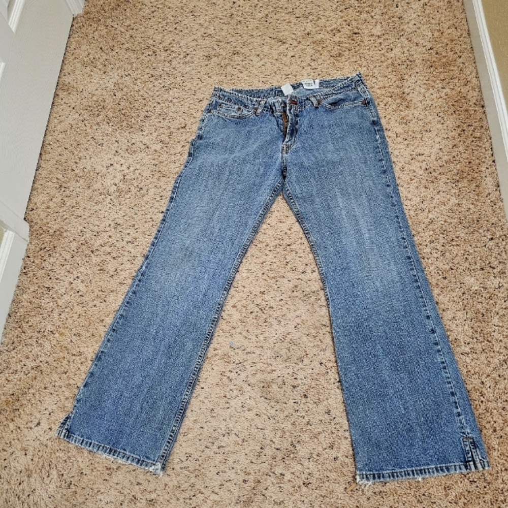 Lucky Brand Wonder Jeans. Size 16/33. Regular length